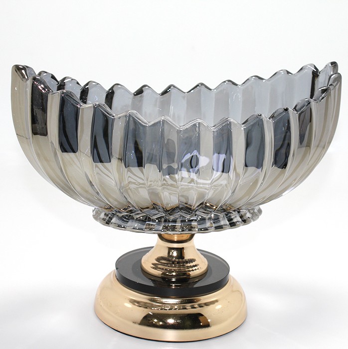 Lüks Füme Kristal Cam Gondol Gold Ayaklı Sunumluk