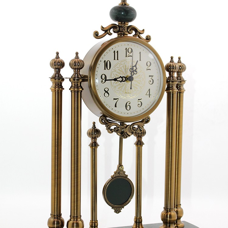 Masaüstü Sarkaçlı Saat 