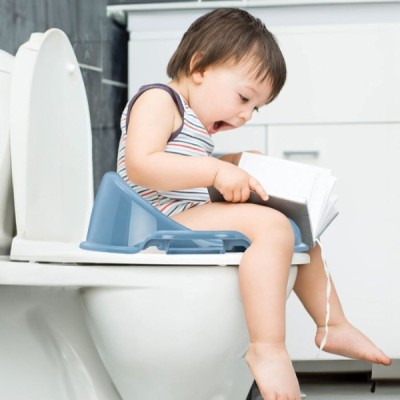 Mavi Kulplu Çocuk Klozet Adaptörü 