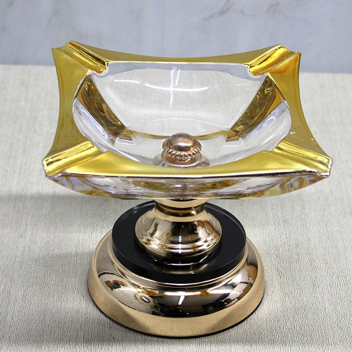 Metal Ayaklı Cam Küllük Model 3