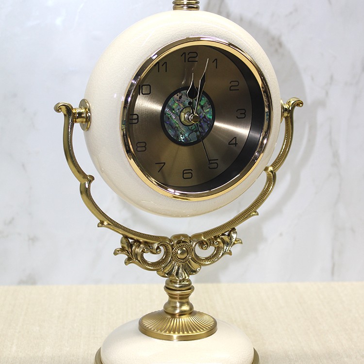 Metal Masa Üstü Saat 