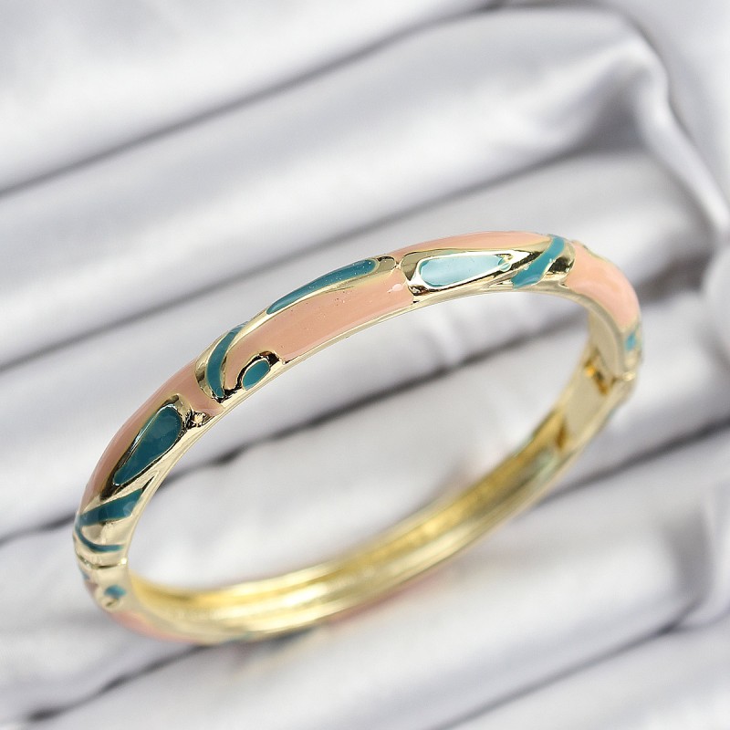 Mineli Pirinç Krem Ve Yeşil Mermer Motifli Gold Renk Kadın Kelepçe