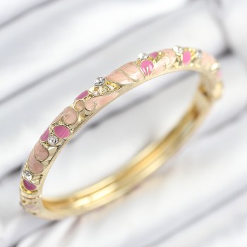 Mineli Pirinç Zirkon Taşlı Pembe Çiçek Motifli Gold Kadın Kelepçe