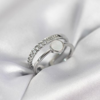 Minimal Queen Yazılı Gümüş Renk Pirinç Kadın Yüzük