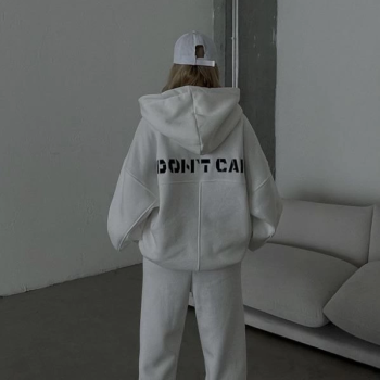 Nakış İşlemeli Üç İplik Sweat Takım- Beyaz -