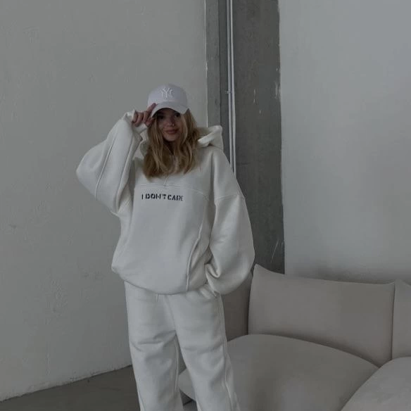 Nakış İşlemeli Üç İplik Sweat Takım- Beyaz -