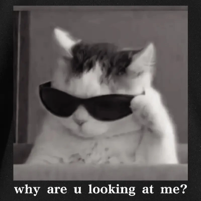 Neden Bana Bakıyorsun?