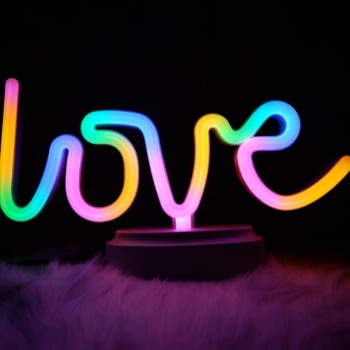 Neon Işıklı Love Yazılı Masa Gece Lambası 
