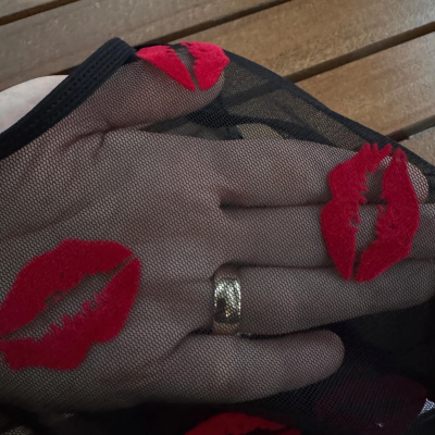 Öpücük Desenli Transparan Siyah Fantazi İç Giyim TM1385