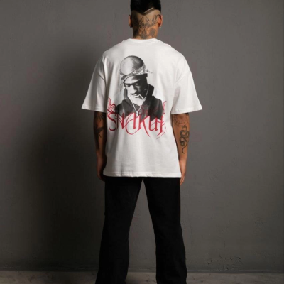 Orijinal :   Oversize Tişört –  Bisiklet Yaka, Ön  Arka Baskılı, Streetwear Tarzı -