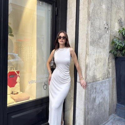 Osy Modal Yumuşak Dokulu Kumaş Bisiklet Yaka Sıfır Kolsuz Yırtmaçlı Uzun Elbise - Beyaz -