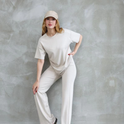 Osy Modal Yumuşak dokulu Kumaş Bisiklet Yaka Taş detaylı Kısa Kollu Takım - Kırık Beyaz -