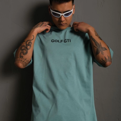 Oversize Baskılı Tişört – Golf GTI Retro Araba Desenli,-Mint Yeşili -