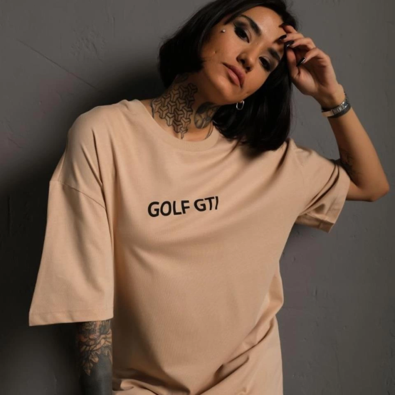 Oversize – Golf GTI Retro Araba Desenli, Ön  Arka Bej -