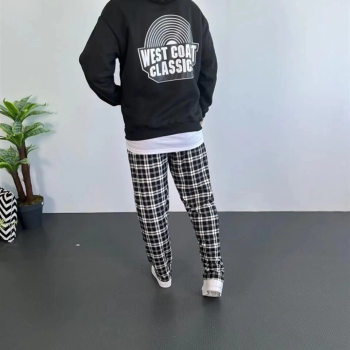 Oversize Kapüşonlu Sweatshirt – Siyah Sırt ve Ön Baskılı-Siyah -