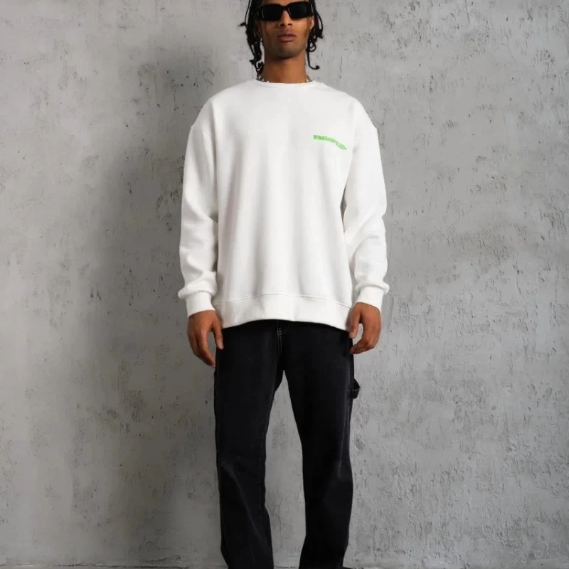 Oversize Sweatshirt – Beyaz Renk | Ön ve Sırt Baskılı, Üç İplik İçi Pamuklu Kumaş, Rahat Kalıp, Ribanalı Kışlık Sweat | Winagain Polizei Serisi - Beyaz