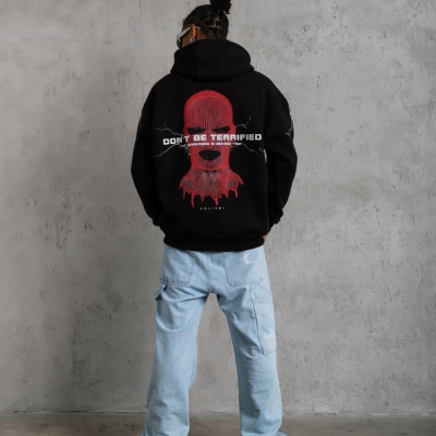 Oversize Üç İplik Kapüşonlu Sweatshirt – Siyah “Don’t Be Terrified” Ön, Sırt ve Kol Baskılı, Kanguru Cepli, Ribanalı Rahat Model- Siyah -