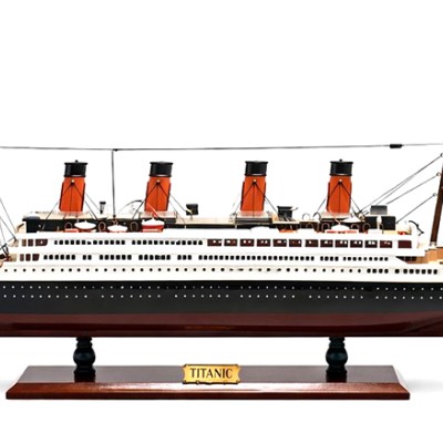 Özel Tasarım Ahşap Işıklı Titanik Gemi - Model 2 