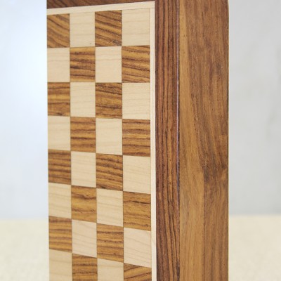 Özel Vernikli Mıknatıs Taşlı Ahşap Katlanabilir Kutulu Satranç Oyunu 12.5 Cm