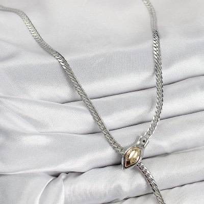 Pirinç Asansörlü Yılan Model Gümüş Renk Kadın Kolye