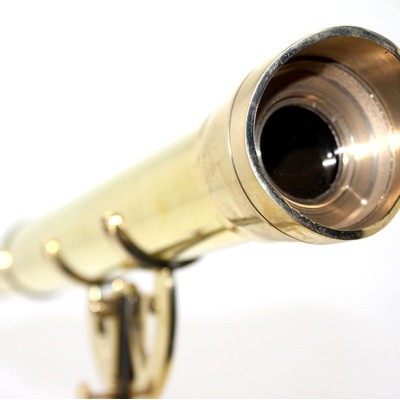 Pirinç Ayaklı Dürbün 