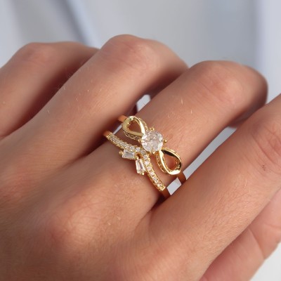 Pirinç Ayarlamalı Gold Renk Zirkon Taşlı 2li Görünüm Fiyonk Yüzük