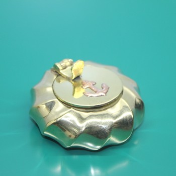 Pirinç Çapalı Kapaklı Küllük 6 Cm