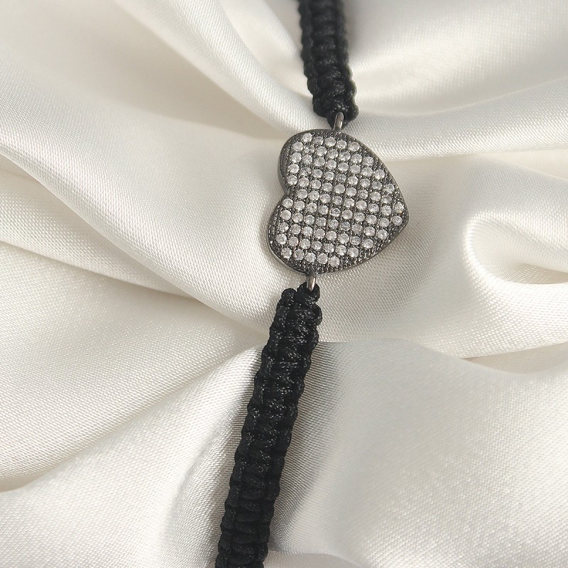 Pirinç Füme Renk Zirkon Taşlı Kalp Figür Asansörlü Makrome Model Kadın Bileklik