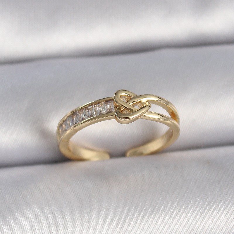 Pirinç Gold Renk Ayarlanabilir Zirkon Taşlı Düğüm Kalp Model Kadın Yüzük