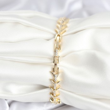 Pirinç Gold Renk Balık Sırtı Model Zirkon Taşlı Kadın Bileklik