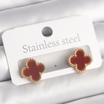 Pirinç Gold Renk Bordo Yonca Model Kadın Küpe