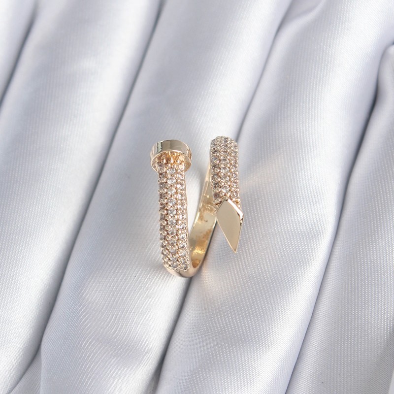 Pirinç Gold Renk Çivi Model Zirkon Taşlı Kadın Yüzük