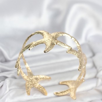 Pirinç Gold Renk Deniz Yıldızı Model Kadın Bileklik