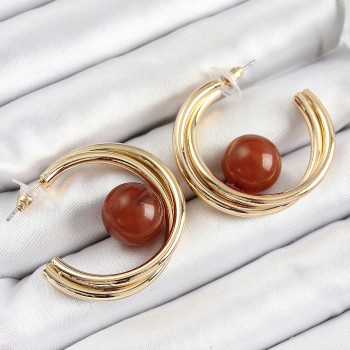 Pirinç Gold Renk Halka Model Kahverengi Boncuk Detay Kadın Küpe