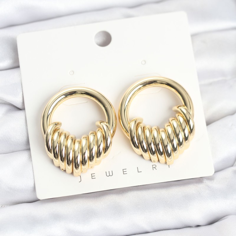 Pirinç Gold Renk Halka Sarmal Model Vintage Kadın Küpe