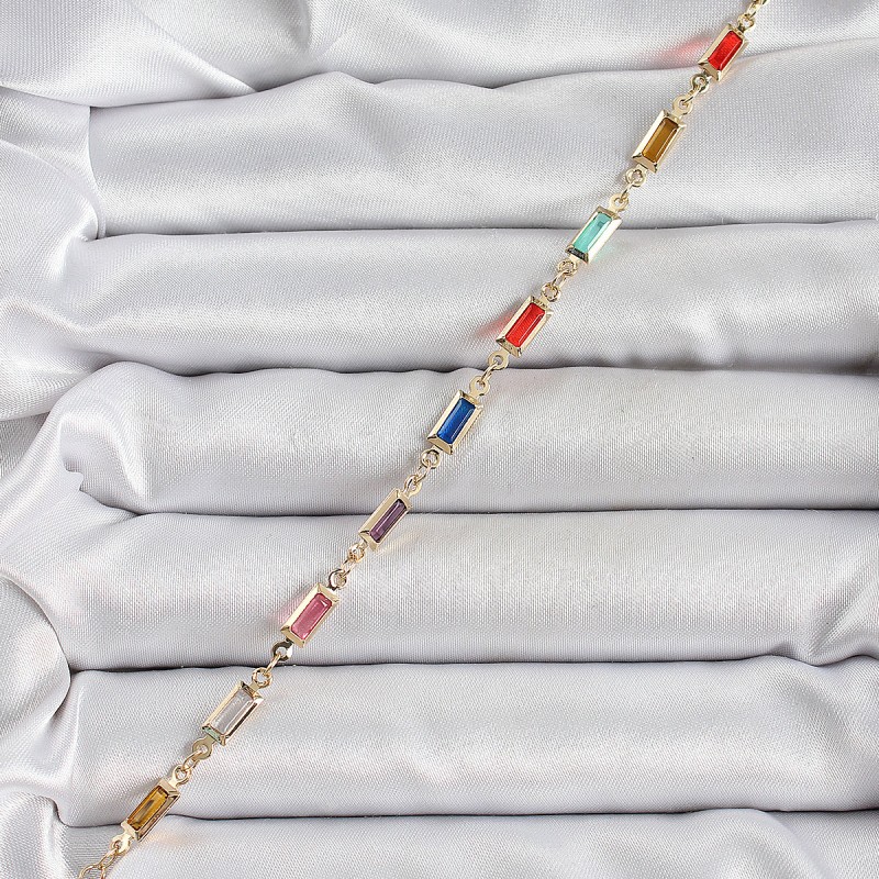 Pirinç Gold Renk Karışık Renkli Kare Zirkon Taşlı Kadın Bileklik