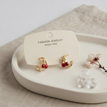 Pirinç Gold Renk Kiraz Model Çocuk Küpe