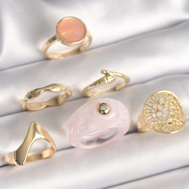Pirinç Gold Renk Pembe Plastik Yüzük Model Daire Mine Yılan Detay 6'Lı Kadın Seti