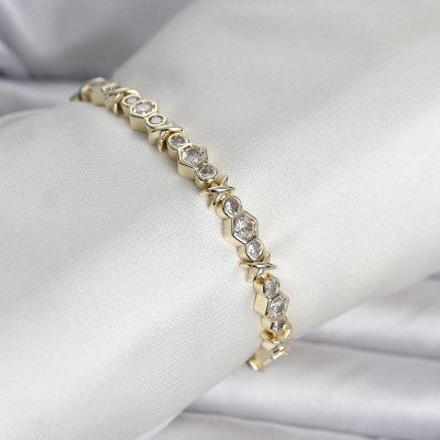 Pirinç Gold Renk Petek Model Zirkon Taşlı Kadın Bileklik