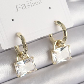 Pirinç Gold Renk Sallantı Zirkon Taşlı Çanta Model Kadın Küpe