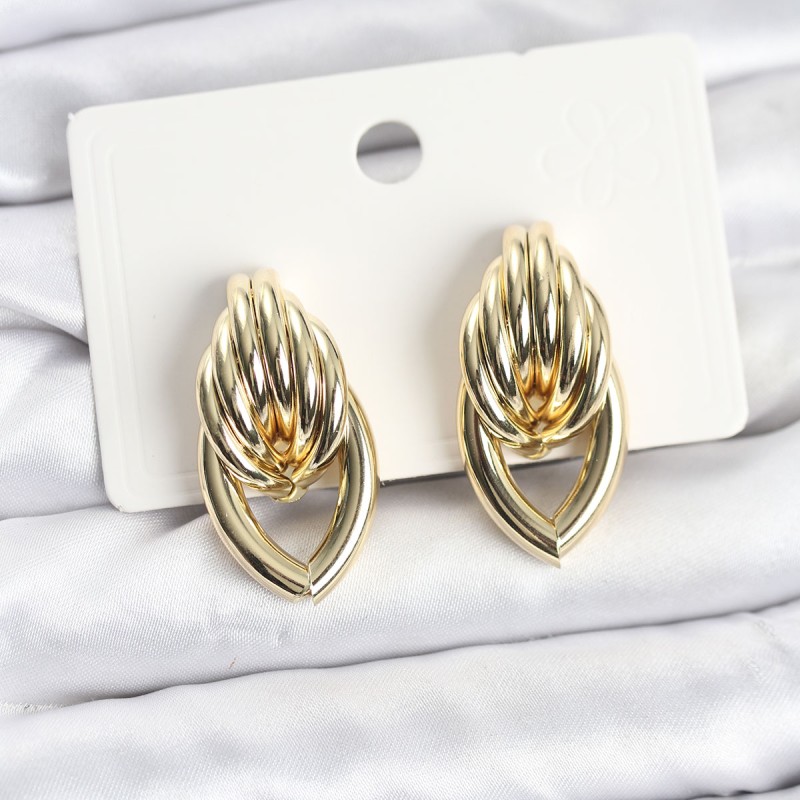 Pirinç Gold Renk Sarmal Damla Model Vintage Kadın Küpe