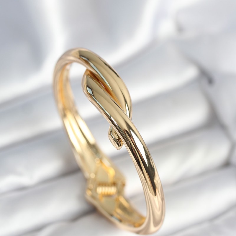 Pirinç Gold Renk Sarmal Model Kelepçe Bileklik