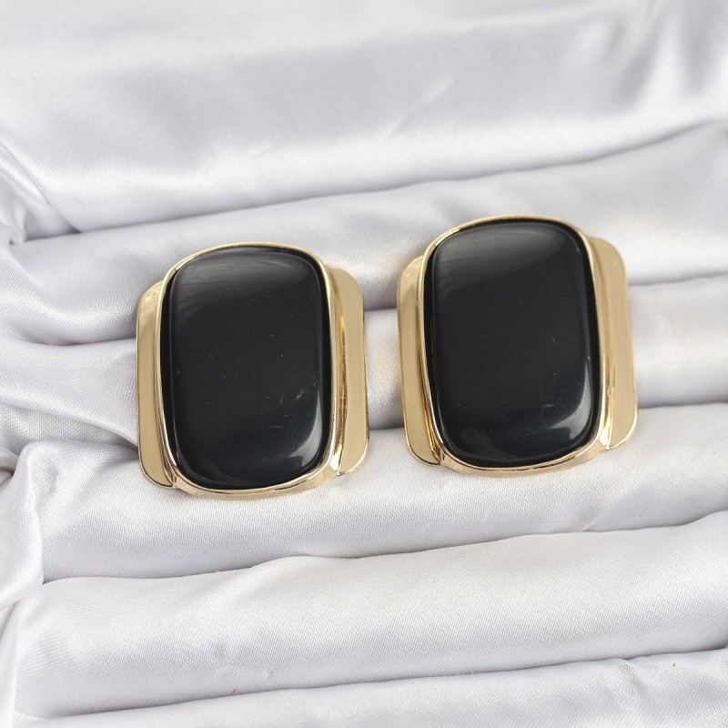 Pirinç Gold Renk Siyah Plaka Vintage Kadın Küpe