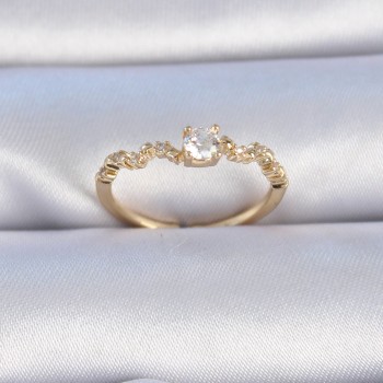 Pirinç Gold Renk Tek Taş Model Zirkon Taşlı Kadın Yüzük
