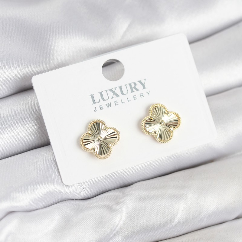 Pirinç Gold Renk Tekli Yonca Kadın Küpe