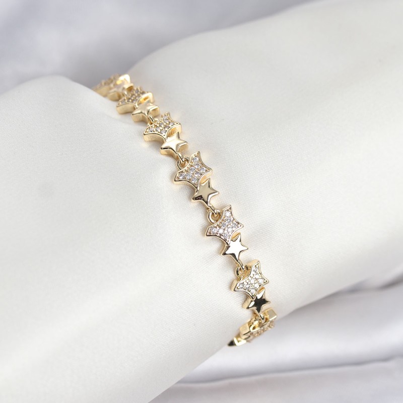 Pirinç Gold Renk VIP Seri Yıldız Model Zirkon Taşlı Kadın Bileklik