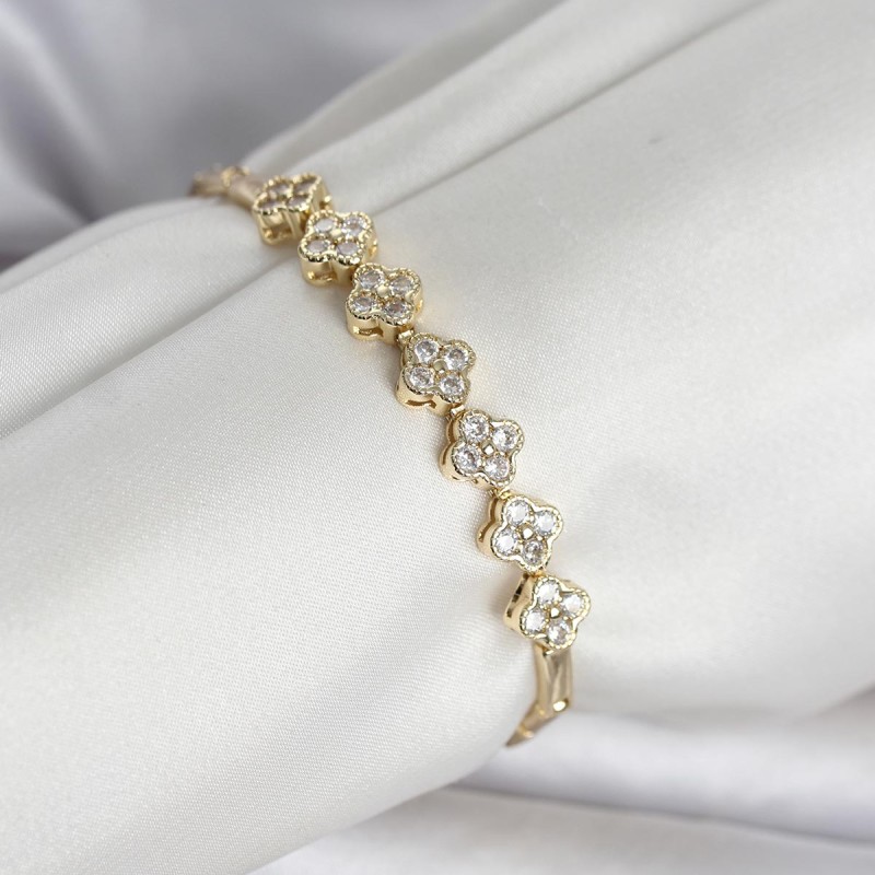 Pirinç Gold Renk Yonca Model Zirkon Taşlı Kadın Bileklik