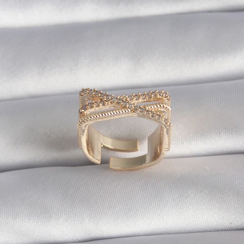 Pirinç Gold Renk Zirkon Taş Detay Kadın Yüzük