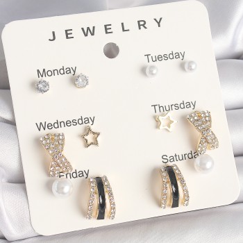 Pirinç Gold Renk Zirkon Taş Yıldız Detaylı İncili 7'Li Set Kadın Küpe Seti