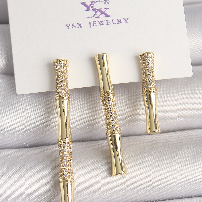 Pirinç Gold Renk Zirkon Taşlı Bambu Model 3'Lü Kadın Kombin Küpe